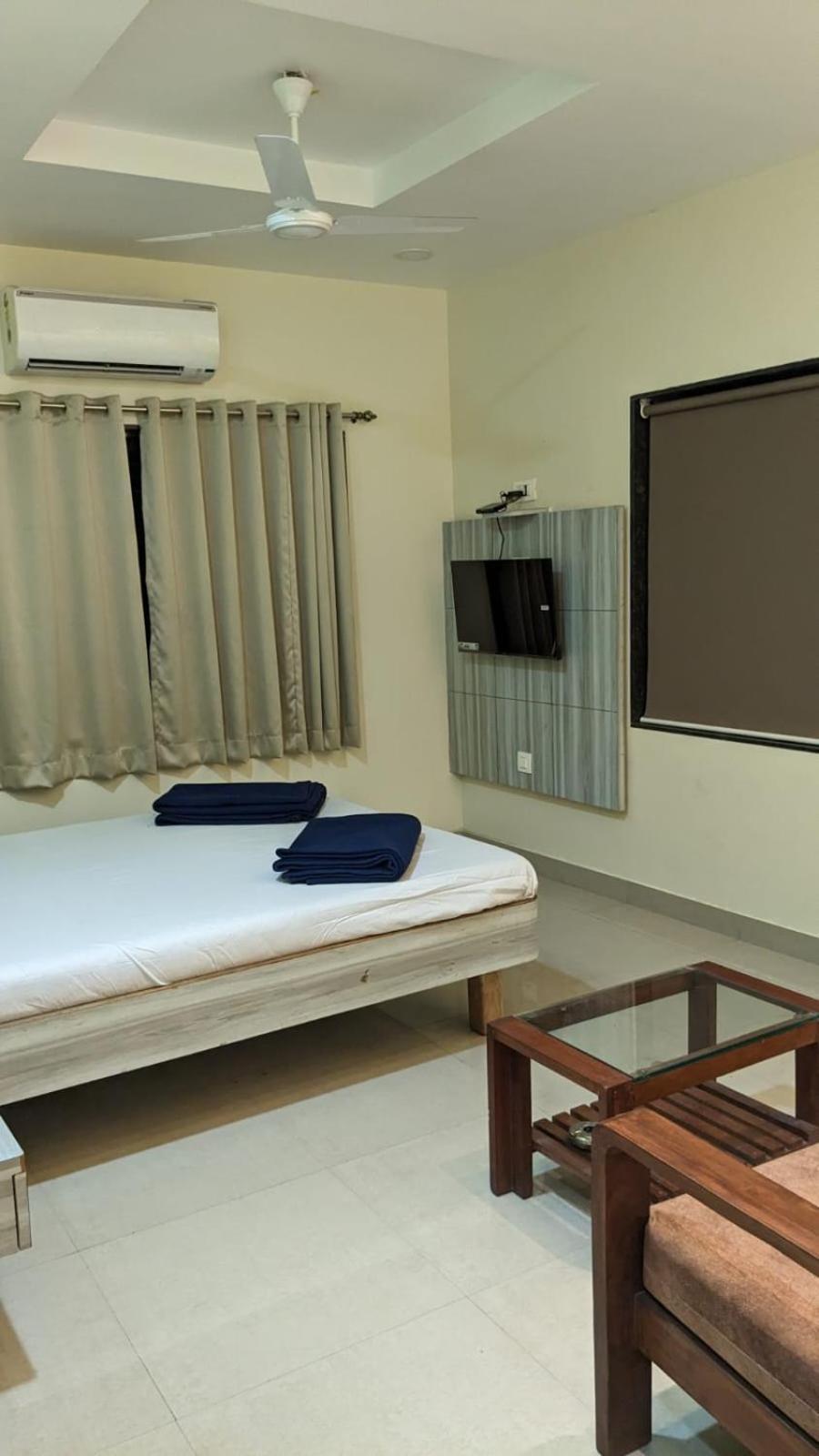 Hotel Aaba'S Gomantak Sawantwadi 외부 사진