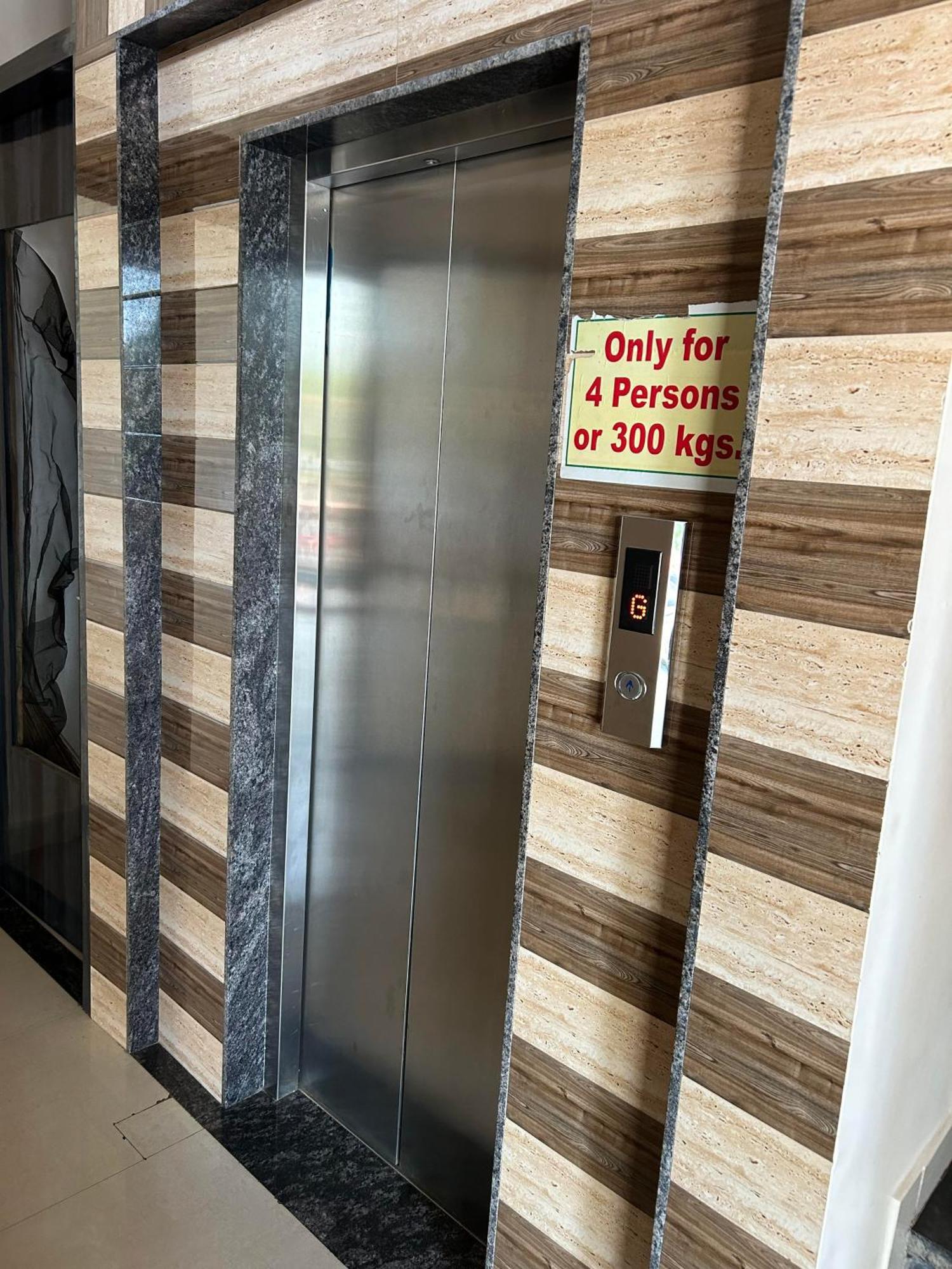 Hotel Aaba'S Gomantak Sawantwadi 외부 사진